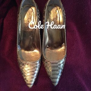 Cole Haan Snakeskin collection Bronze pump